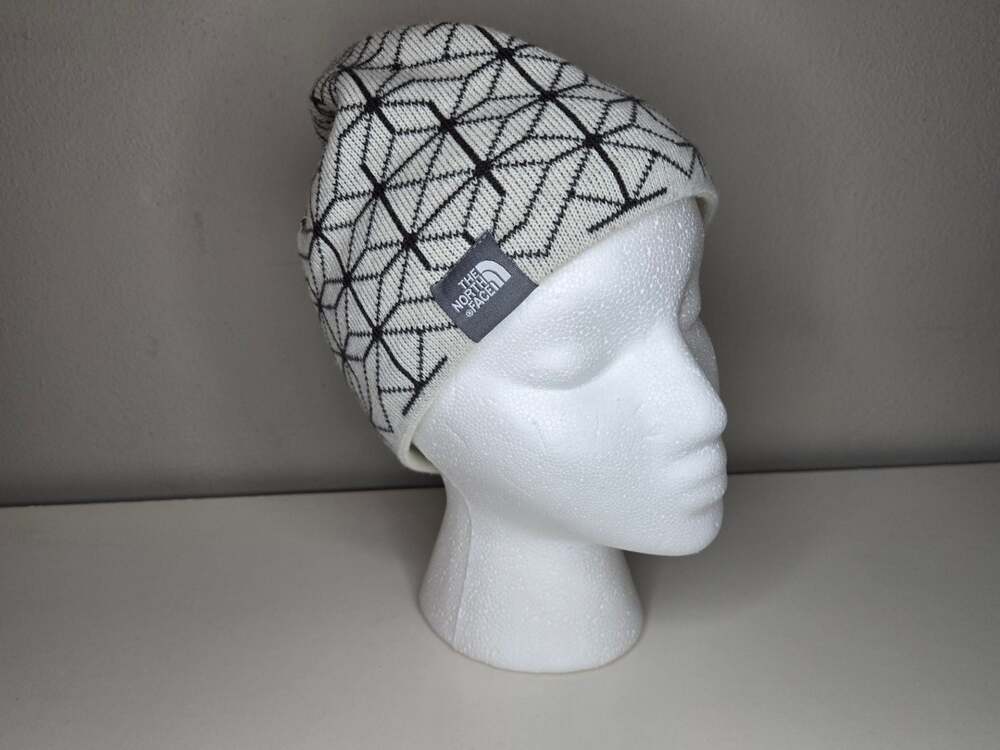 The North Face Geometric Print Fleece Lined Winter Beanie Hat White Black OS